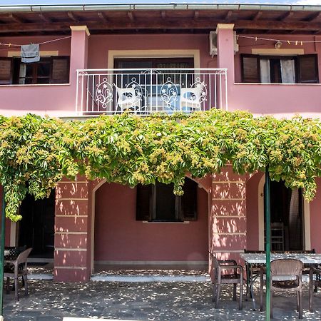 Eleana Apartments And Studios Agios Georgios  Exterior foto